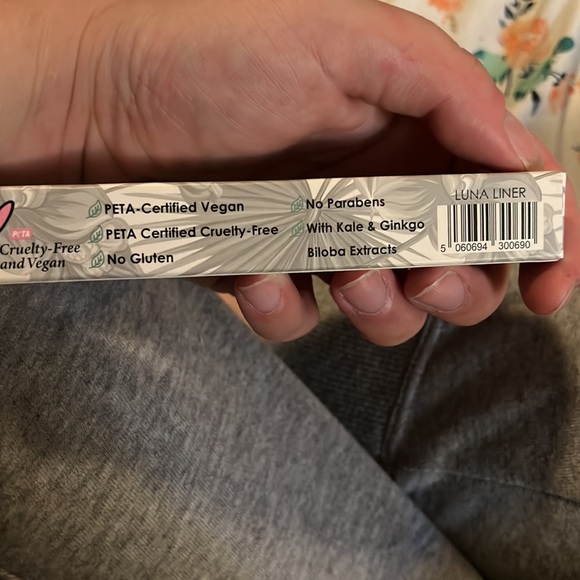 🆕SERAPHINE BOTANICALS: LUNA LINER WATER RESISTANT EYELINER PEN 🖊️ - Picture 8 of 8